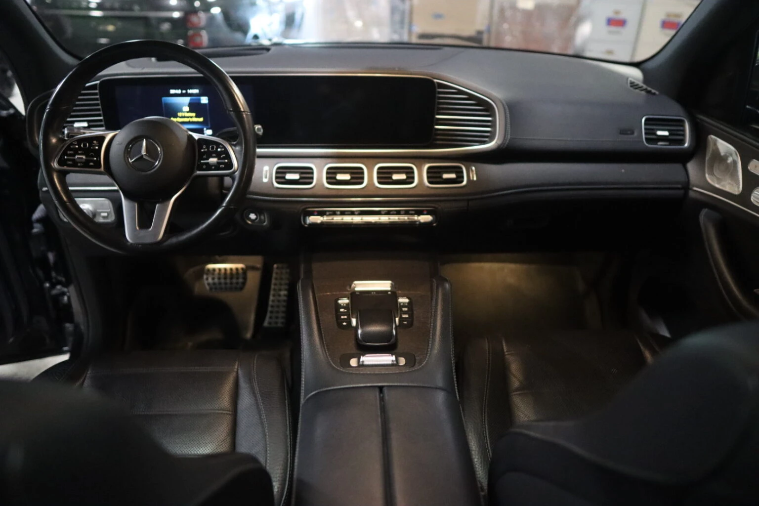 Mercedes-Benz GLS580  - изображение 9