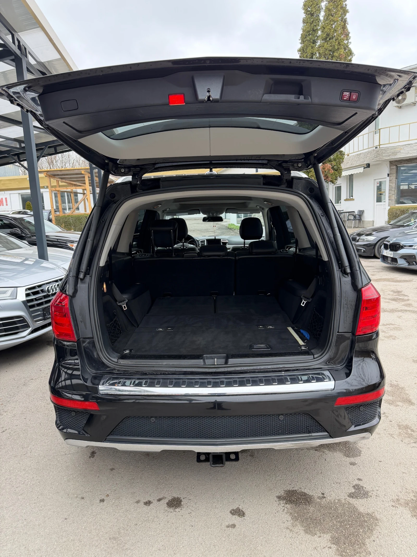Mercedes-Benz GL 350 AMG-pack, снимка 11 - Автомобили и джипове - 54035179