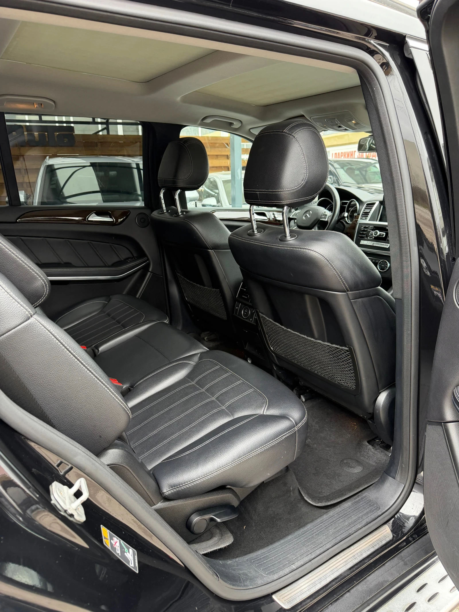 Mercedes-Benz GL 350 AMG-pack, снимка 12 - Автомобили и джипове - 54035179