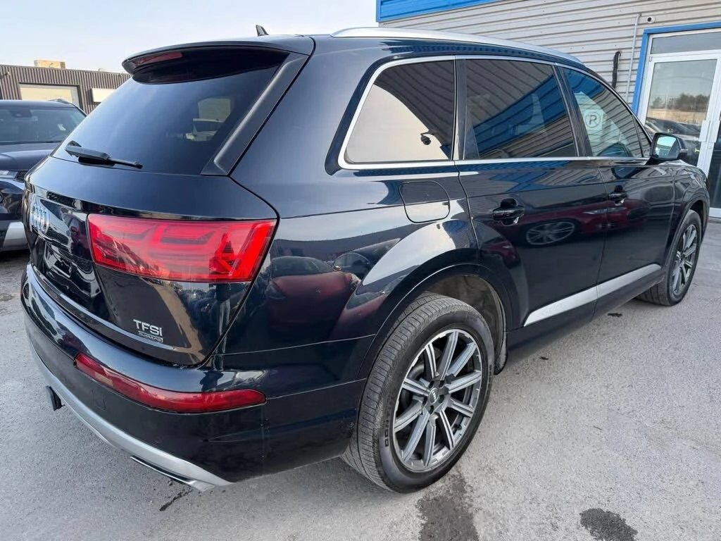 Audi Q7 ПАНОРАМА * HeadUp *  AвтоКредит * (ЦЕНА ДО БГ), снимка 4 - Автомобили и джипове - 54428708