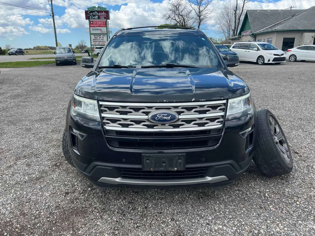 Ford Explorer  XLT * ПОДГРЕВИ* ГЛАВНО ПРЕДСТАВИТЕЛСТВО* , снимка 2 - Автомобили и джипове - 54609612
