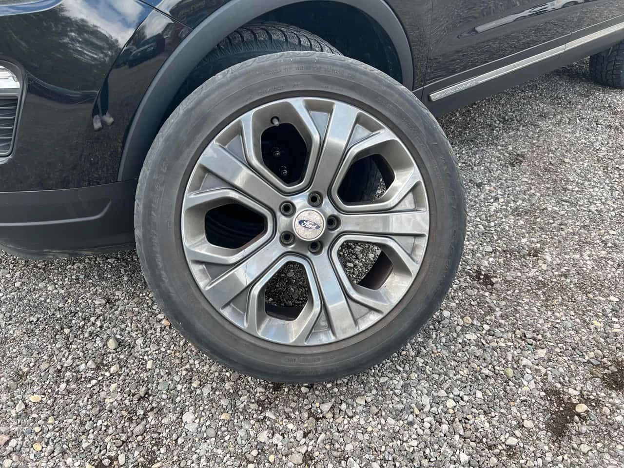 Ford Explorer  XLT * ПОДГРЕВИ* ГЛАВНО ПРЕДСТАВИТЕЛСТВО* , снимка 6 - Автомобили и джипове - 54609612
