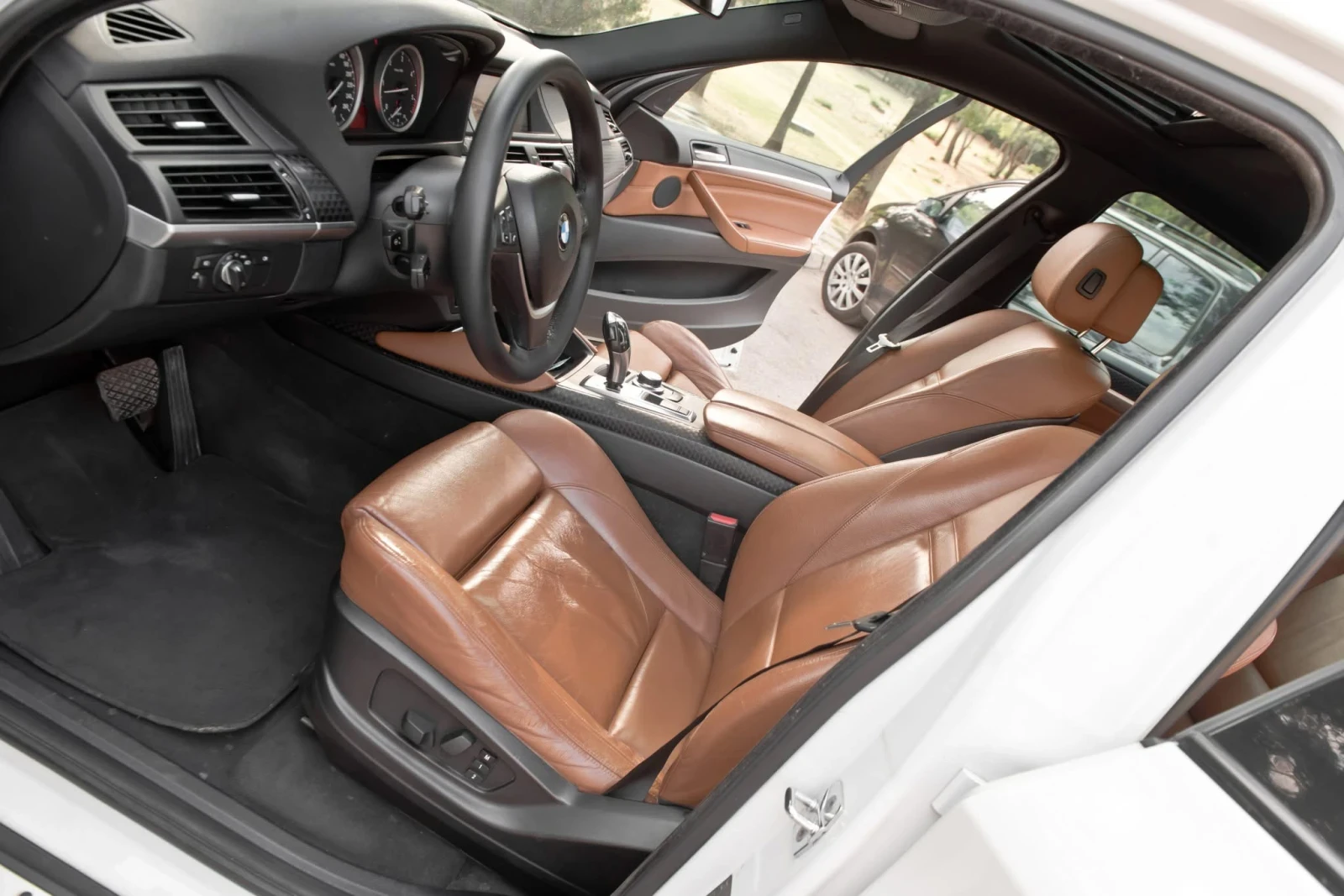 BMW X6, снимка 9 - Автомобили и джипове - 54641736