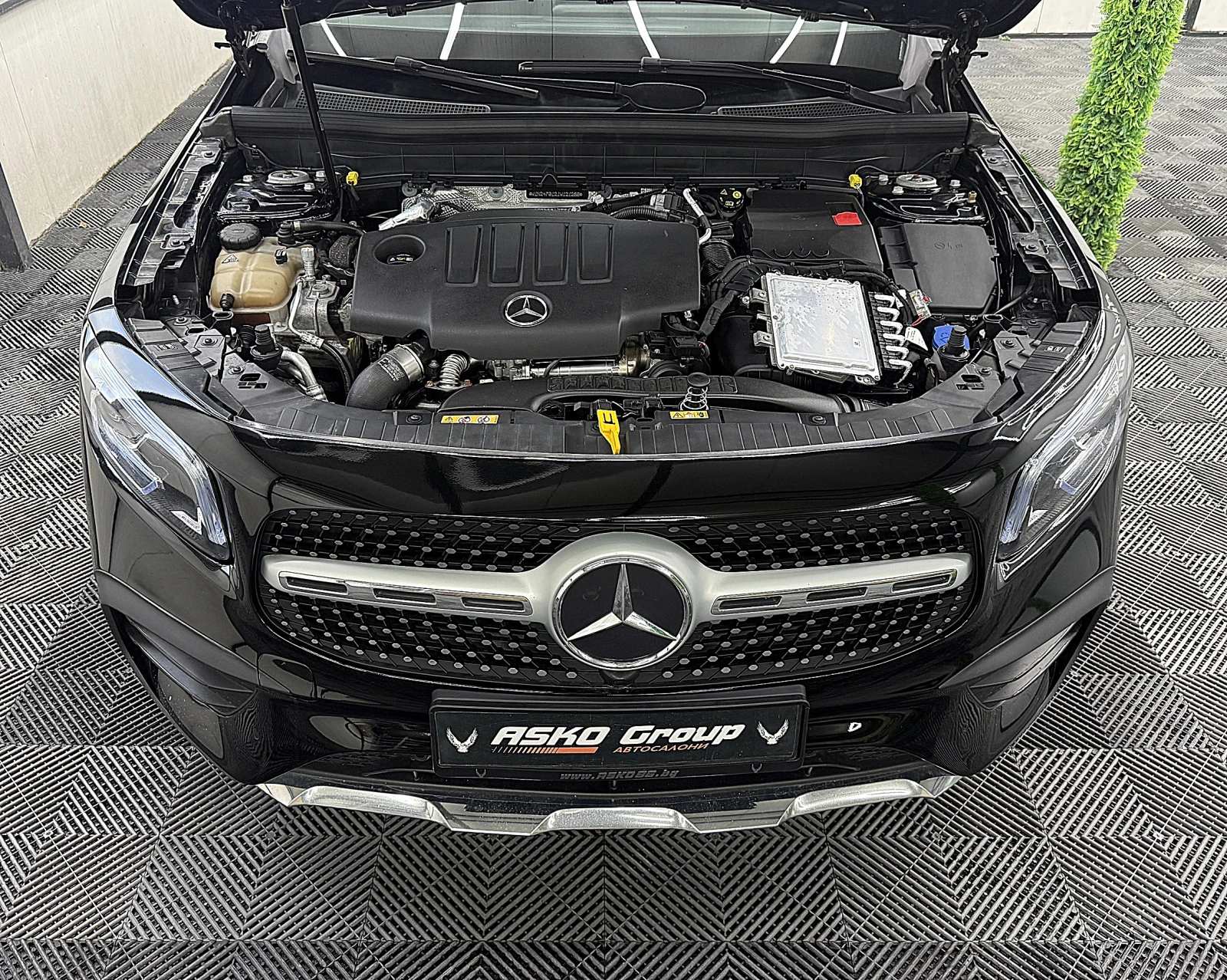 Mercedes-Benz GLB 200 AMG-line/PANORAMA/7-Mesta/ГЕРМАНИЯ СОБСТВЕН ЛИЗИНГ, снимка 17 - Автомобили и джипове - 56072608