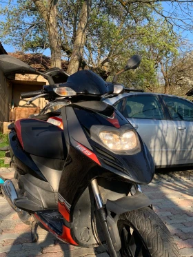 Aprilia Sr 125 Motard, снимка 3