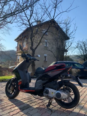 Aprilia Sr 125 Motard, снимка 2