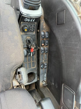 Багер JCB JS130LC, снимка 7