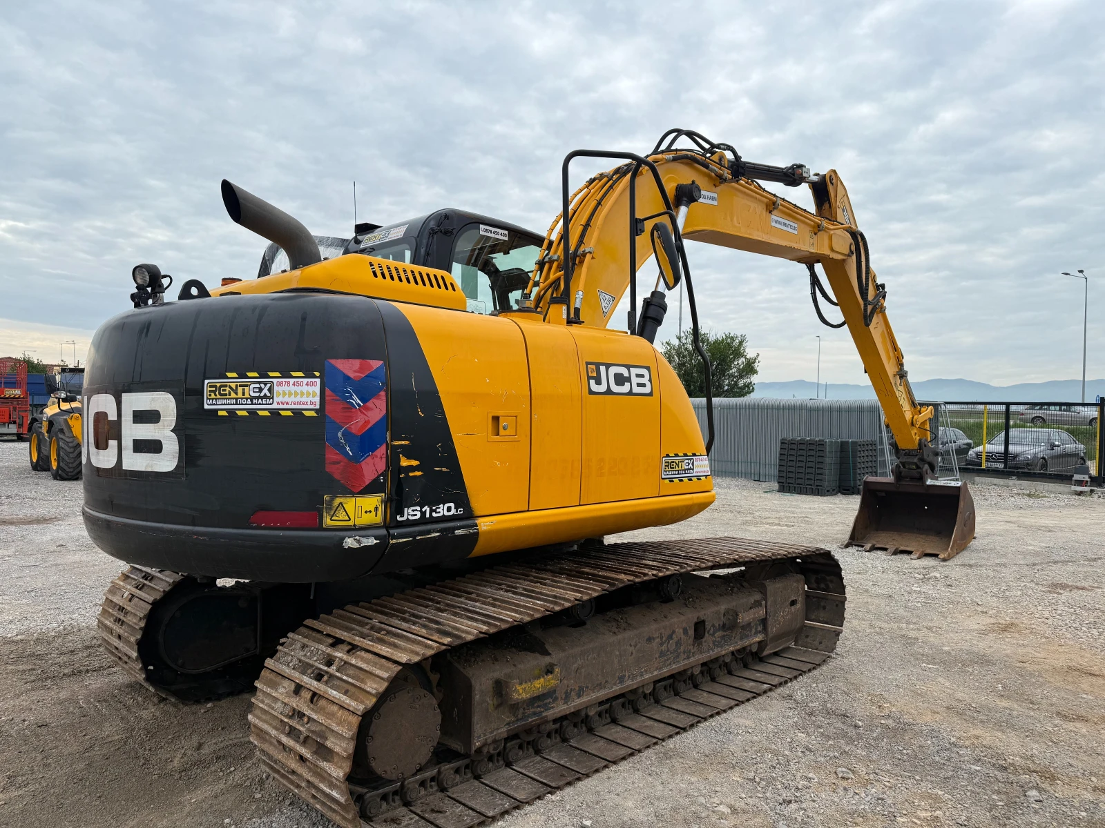 Багер JCB JS130LC - изображение 3