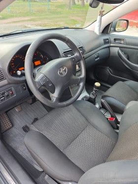 Toyota Avensis, снимка 11