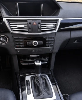 Mercedes-Benz E 220 E220, снимка 8