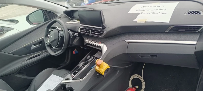 Peugeot 3008 1.2THP /1.5 HDi, снимка 14 - Автомобили и джипове - 37754982