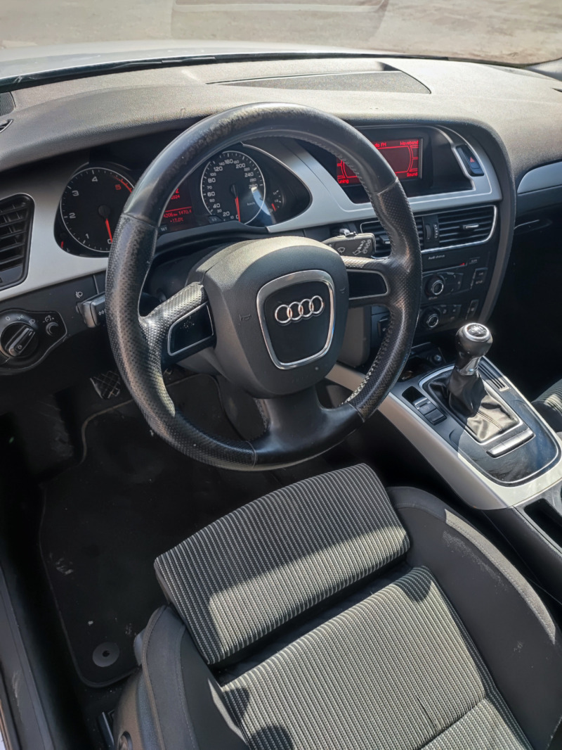 Audi A4 2.0TDI, снимка 7 - Автомобили и джипове - 46393136
