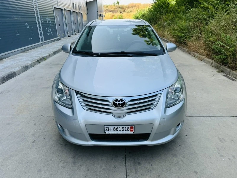 Toyota Avensis 1.8 Linea Terra, снимка 3 - Автомобили и джипове - 47433458