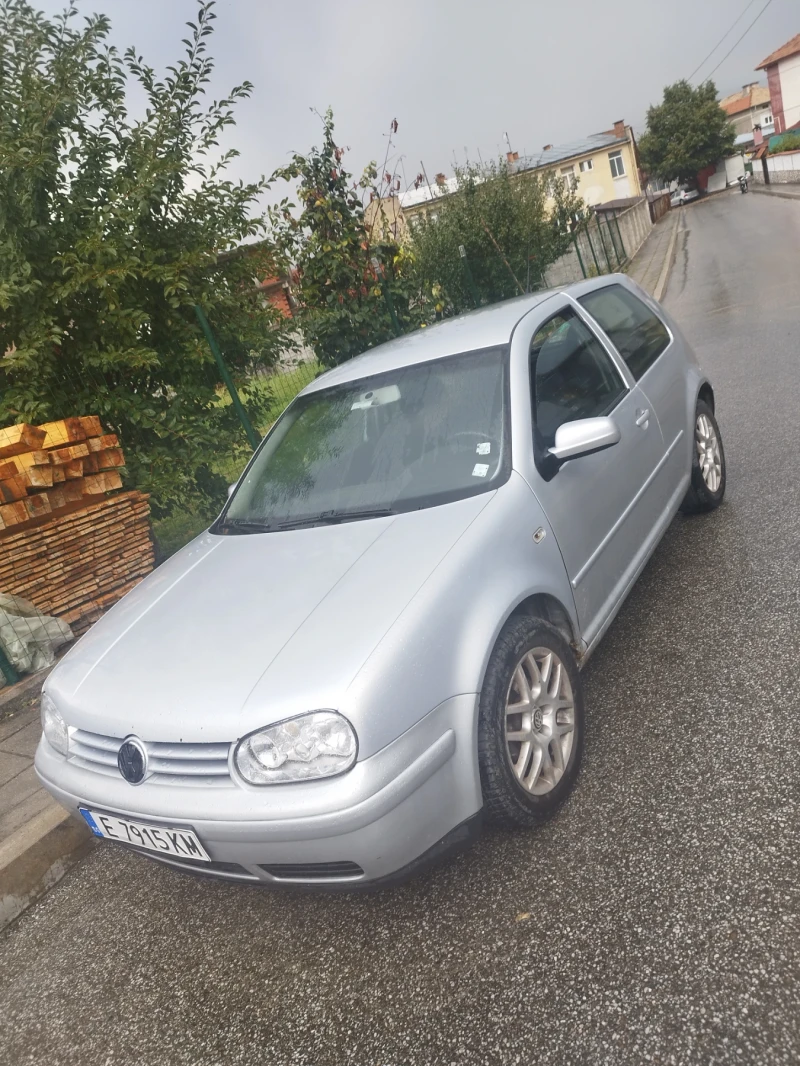 VW Golf, снимка 2 - Автомобили и джипове - 47168799