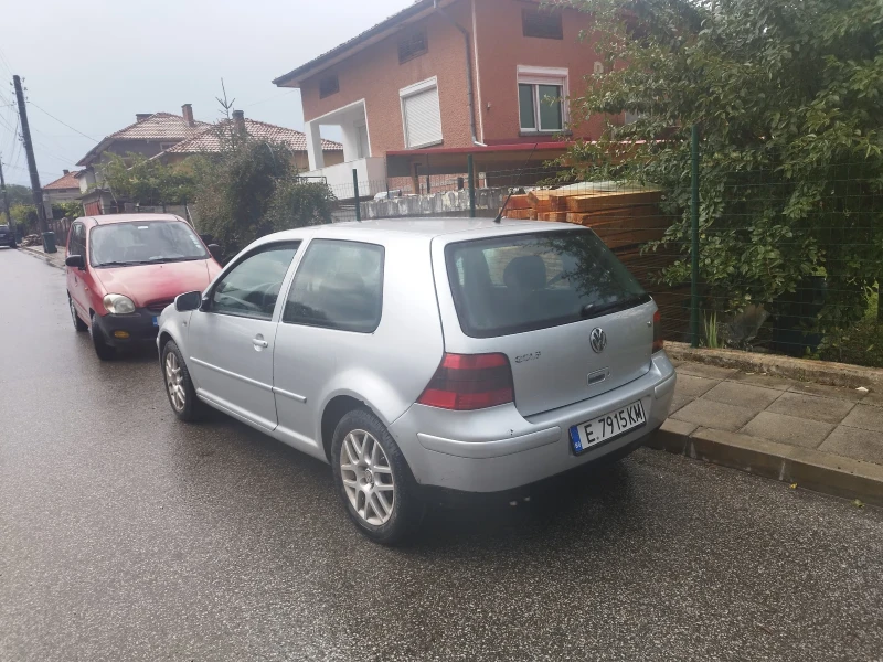 VW Golf, снимка 4 - Автомобили и джипове - 47168799