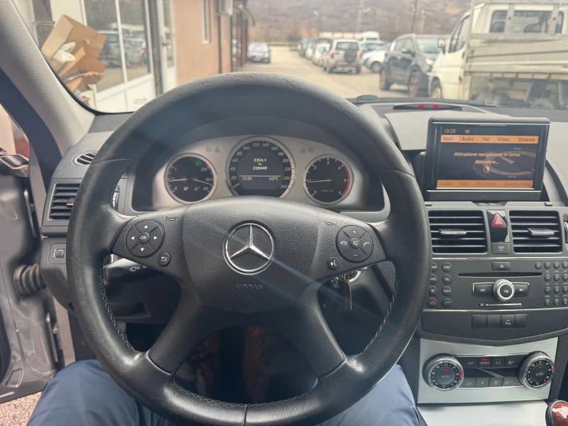 Mercedes-Benz C 200 CDI, снимка 10 - Автомобили и джипове - 48323330