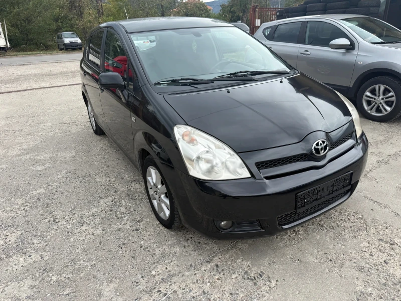 Toyota Corolla verso 1.8i 7места автомат, снимка 2 - Автомобили и джипове - 51752568