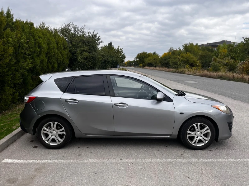 Mazda 3 Sport, снимка 4 - Автомобили и джипове - 52031127