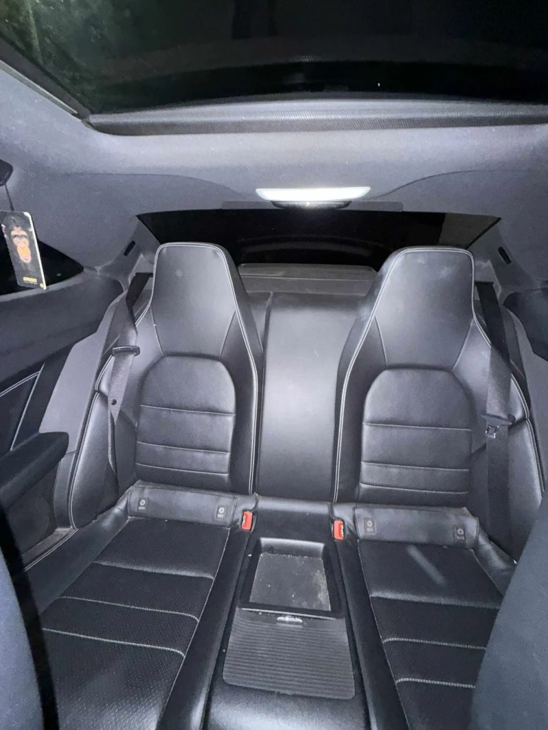 Mercedes-Benz 220, снимка 12 - Автомобили и джипове - 52370313