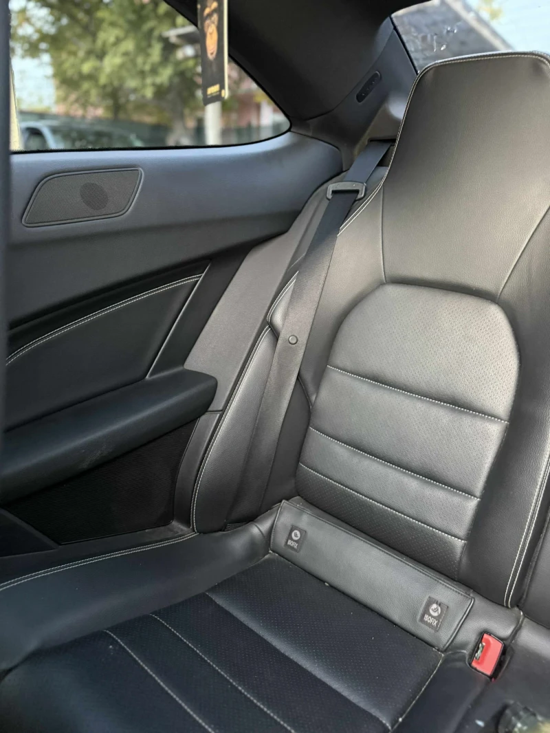 Mercedes-Benz 220, снимка 4 - Автомобили и джипове - 52370313