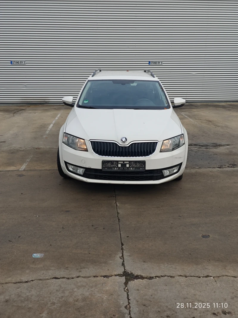 Skoda Octavia 1.6 TDI, снимка 2 - Автомобили и джипове - 52830145