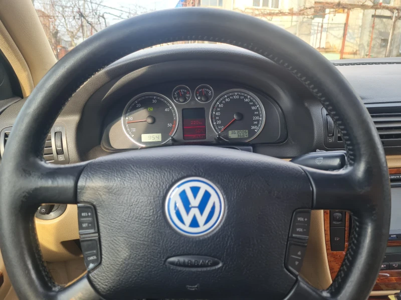 VW Passat 5.5, снимка 7 - Автомобили и джипове - 53412334