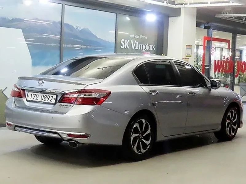 Honda Accord 2.4 9Th Generation, снимка 4 - Автомобили и джипове - 56655839