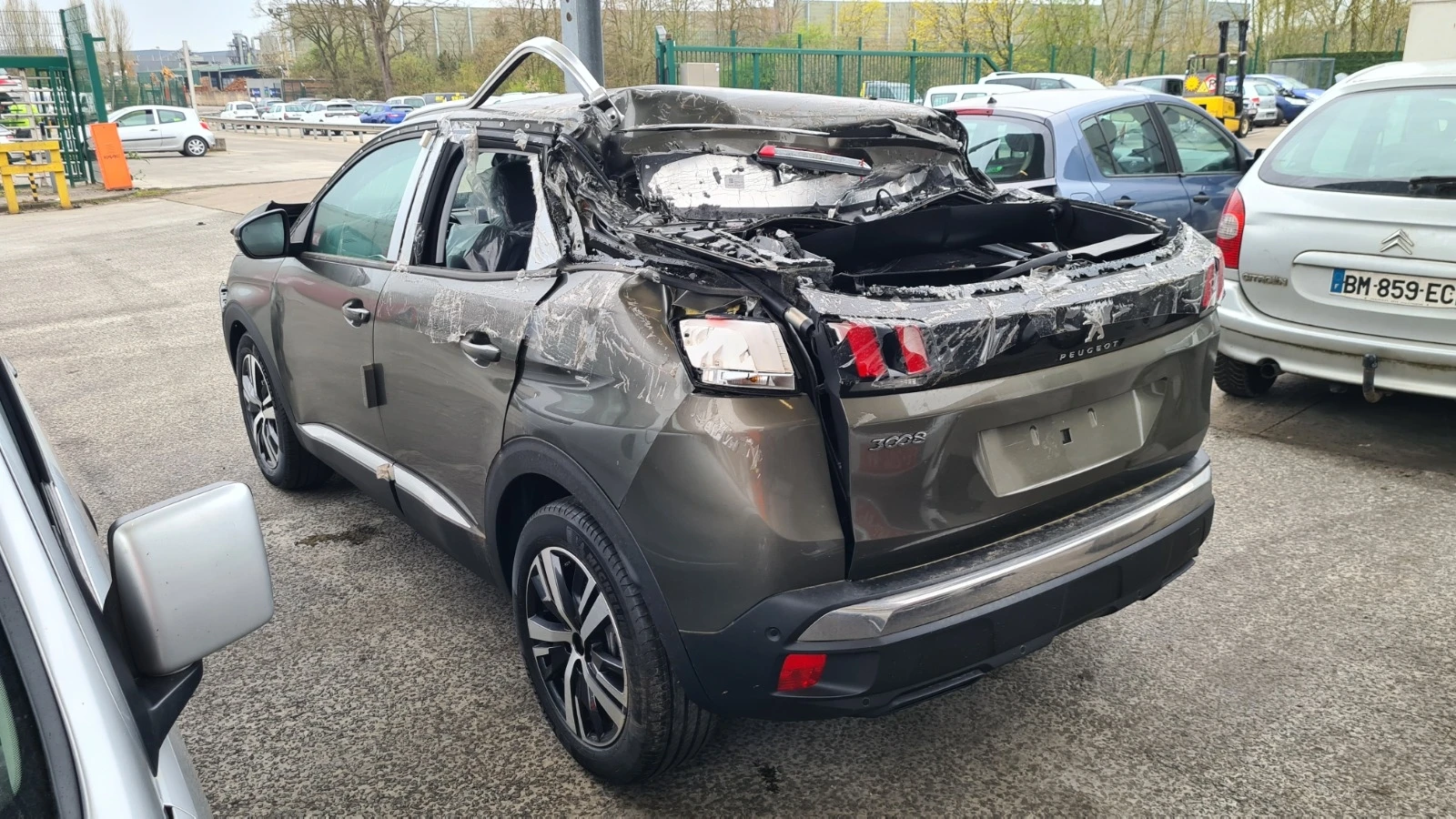 Peugeot 3008 1.2THP /1.5 HDi - изображение 8