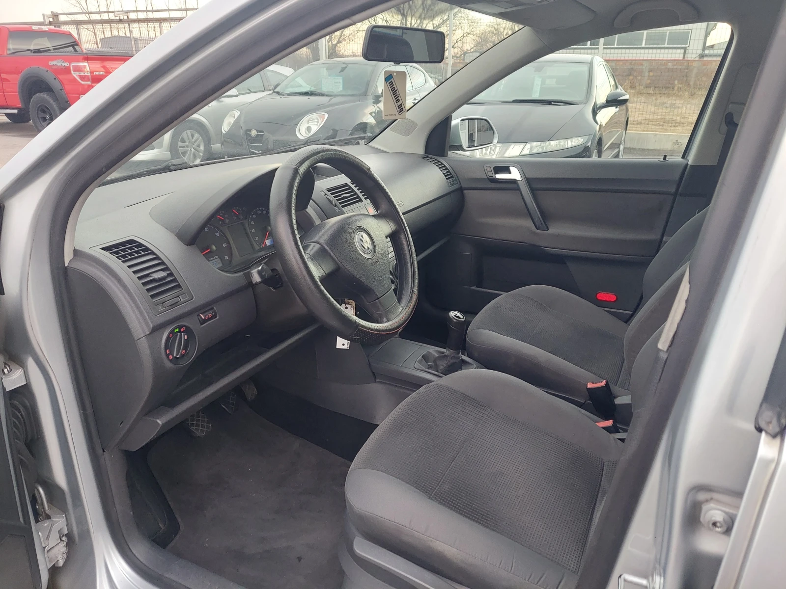 VW Polo 1.2i КЛИМА - изображение 8