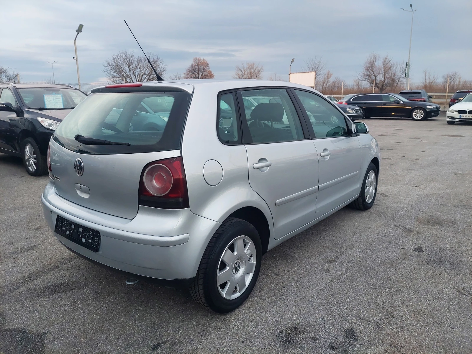 VW Polo 1.2i КЛИМА - изображение 4