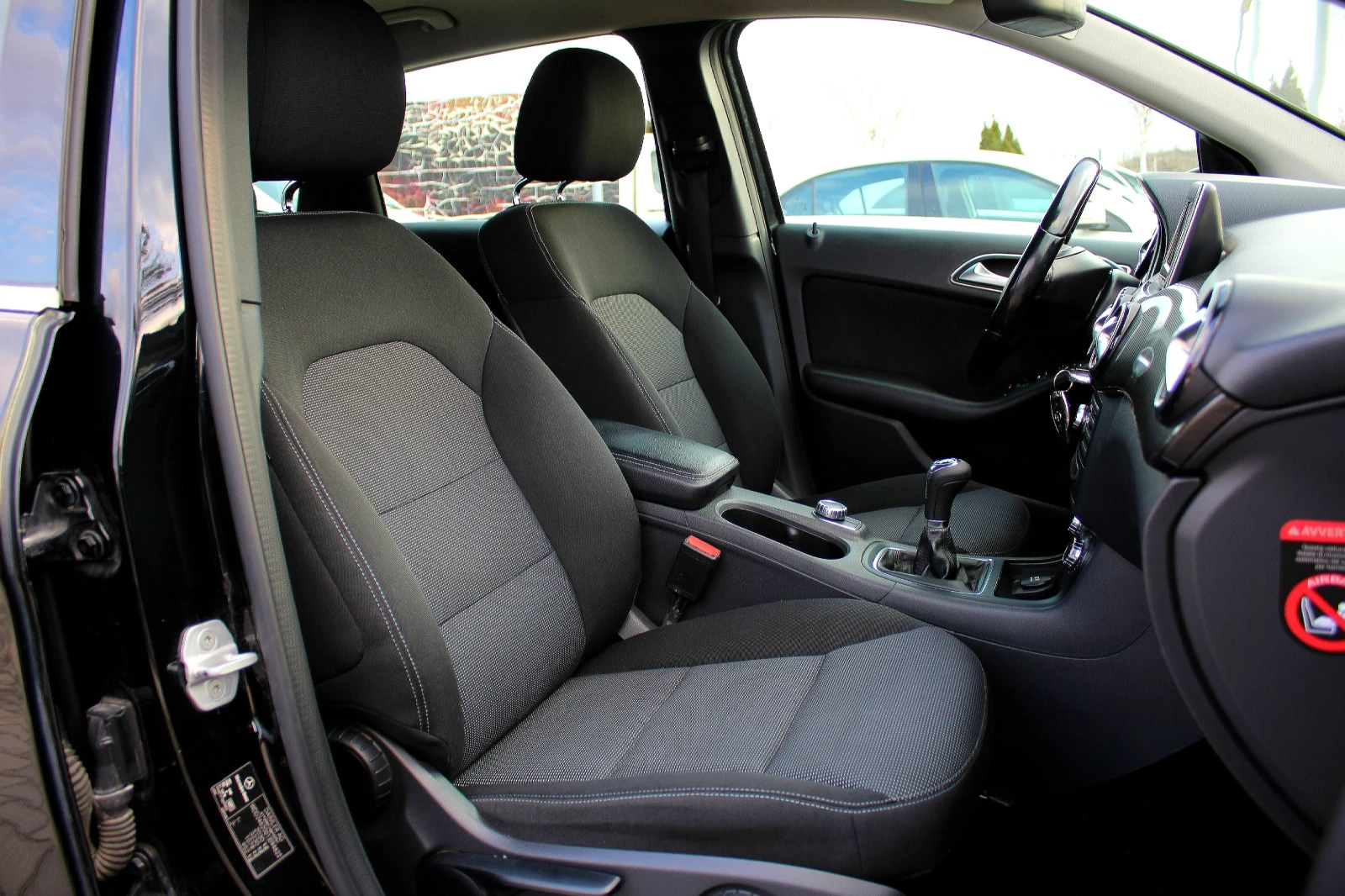 Mercedes-Benz B 180 CDI СОБСТВЕН ЛИЗИНГ | Mobile.bg — изображение 14