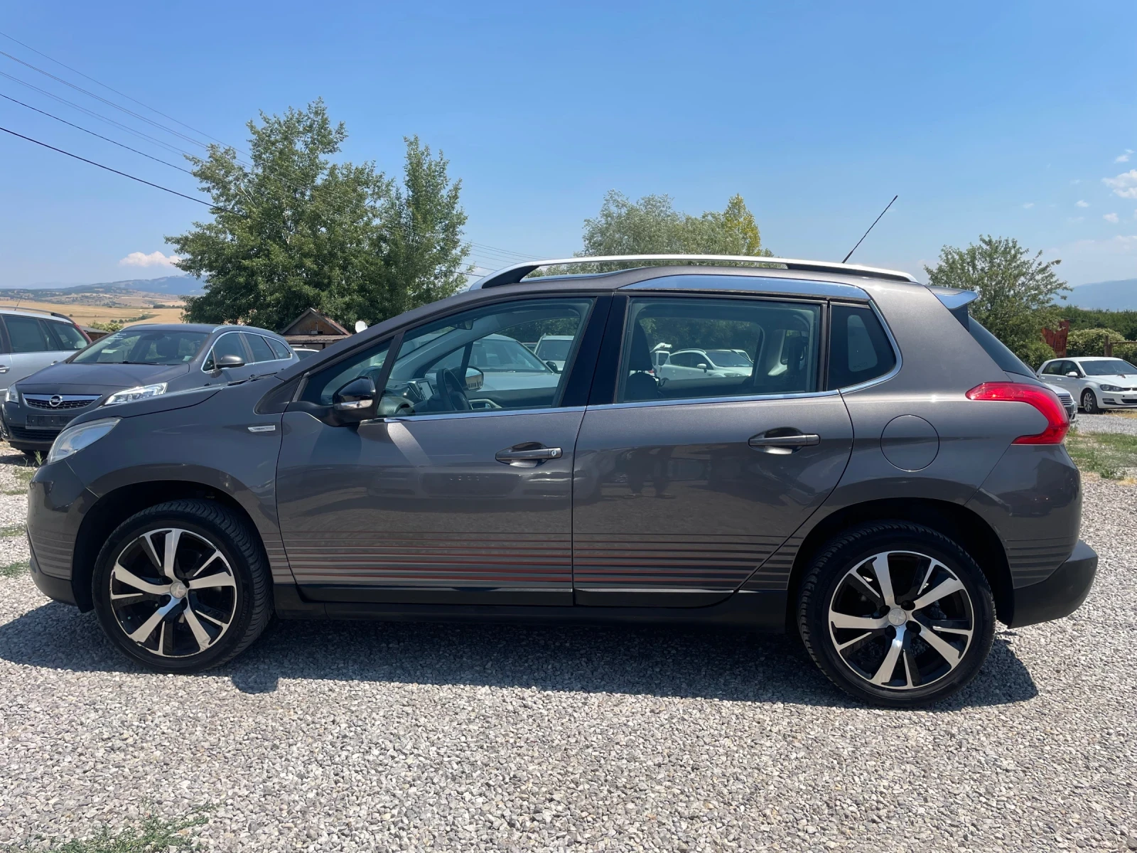 Peugeot 2008 UrbanCross - изображение 3