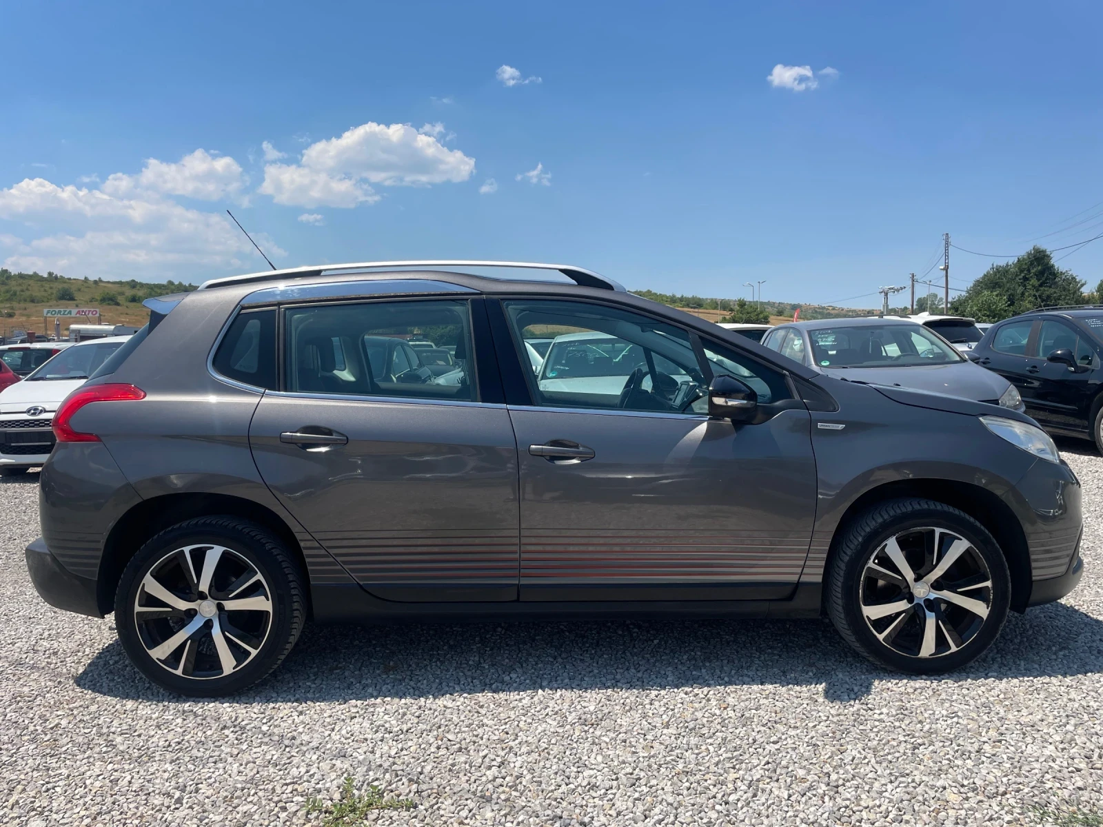 Peugeot 2008 UrbanCross - изображение 7