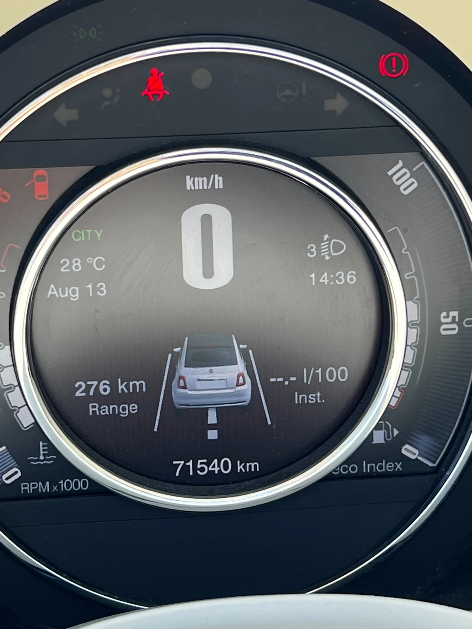 Fiat 500 hybrid  - изображение 7