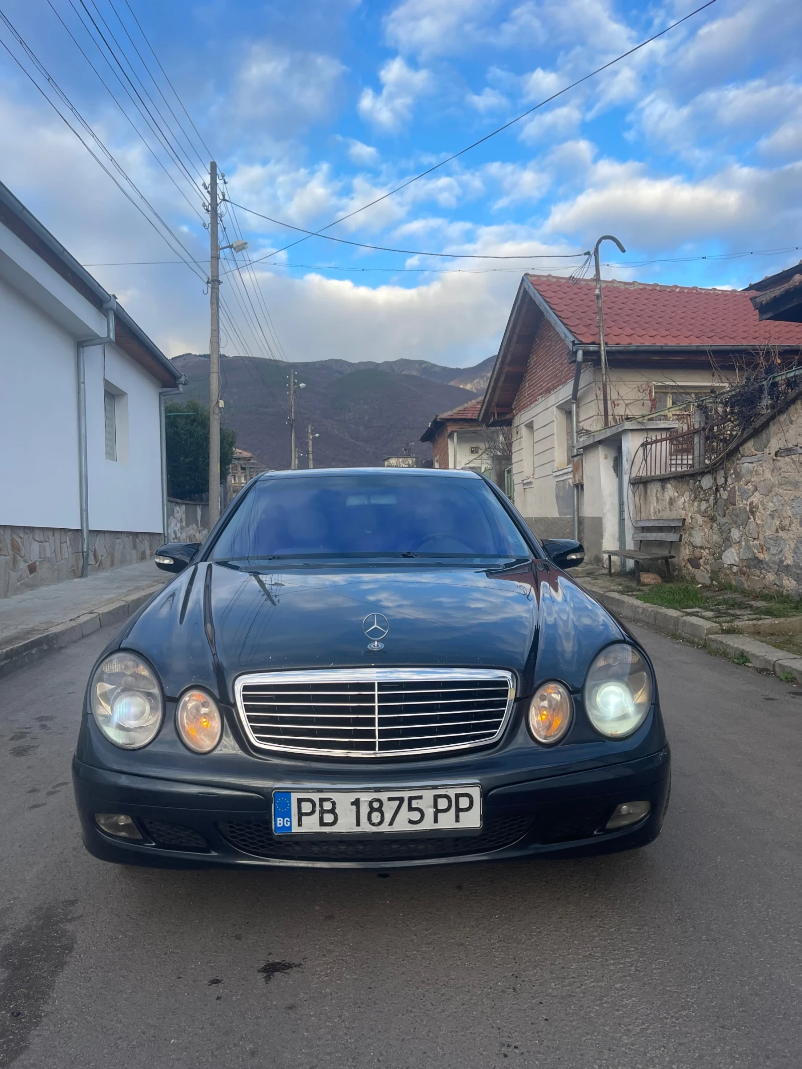 Mercedes-Benz E 220  - изображение 2