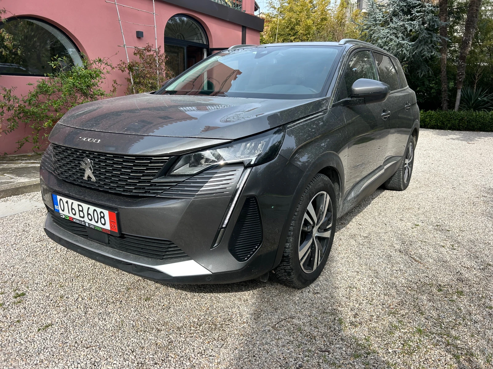 Peugeot 5008 Allure* СЕРВИЗЕН* 7 Местен* Дистроник* , снимка 3 - Автомобили и джипове - 53810560