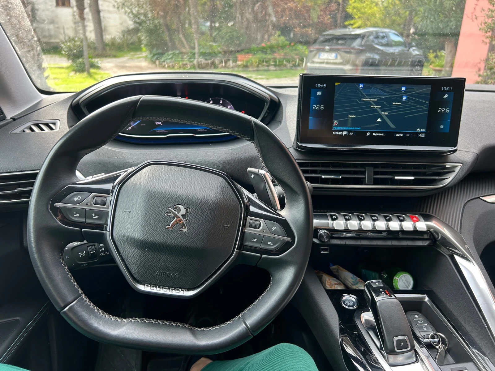 Peugeot 5008 Allure* СЕРВИЗЕН* 7 Местен* Дистроник* , снимка 11 - Автомобили и джипове - 53810560