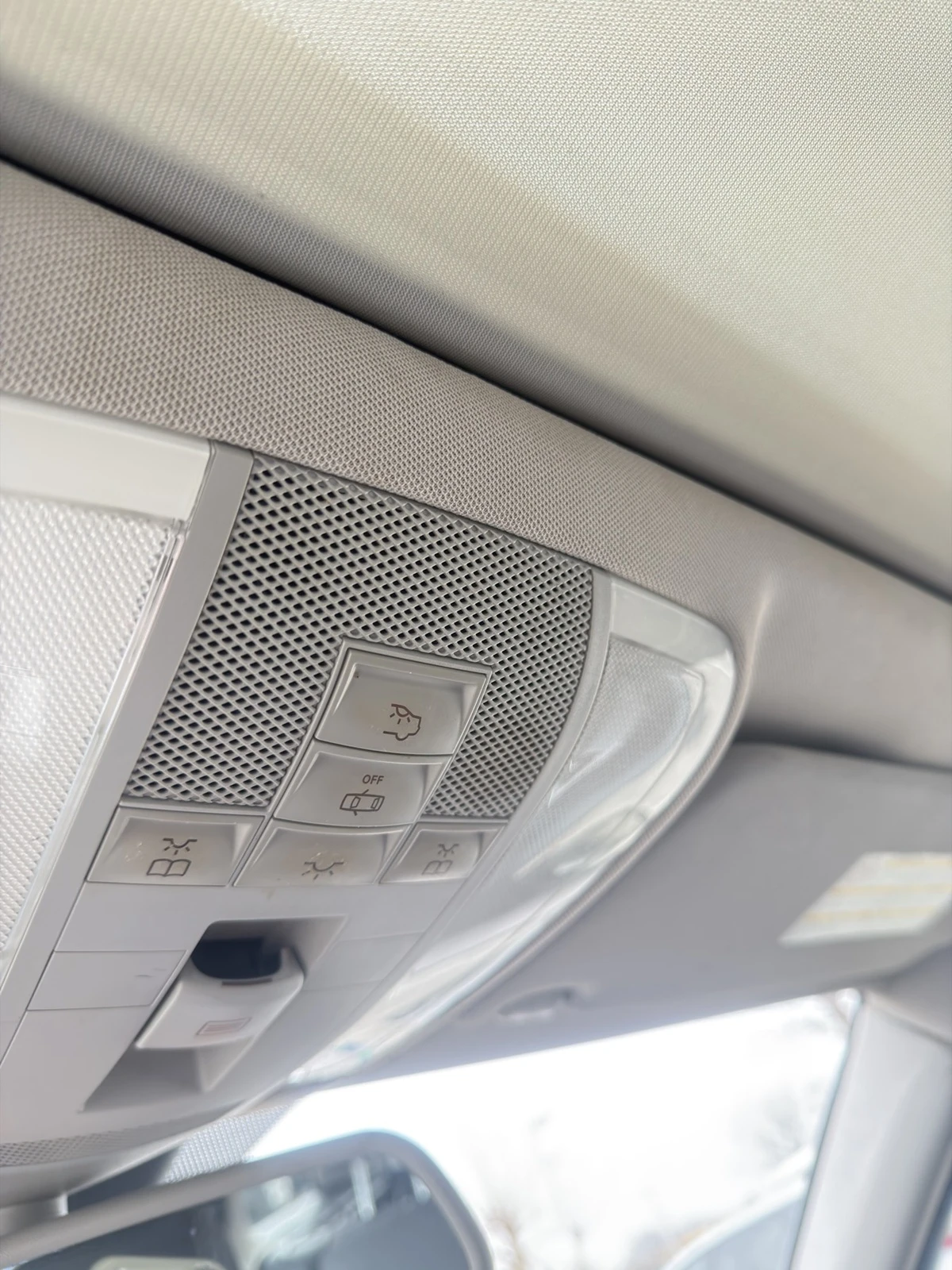 Mercedes-Benz C 220, снимка 11 - Автомобили и джипове - 53834146