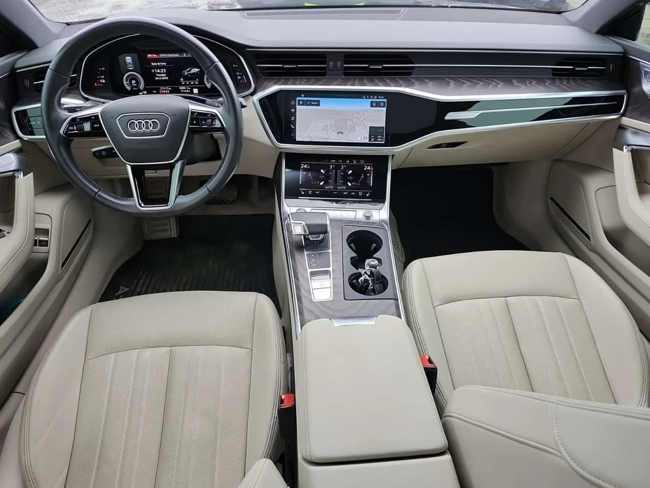 Audi A7 TECHNIK /CARFAX/2 Ключа/Обдух/Дистроник/, снимка 6 - Автомобили и джипове - 53967814