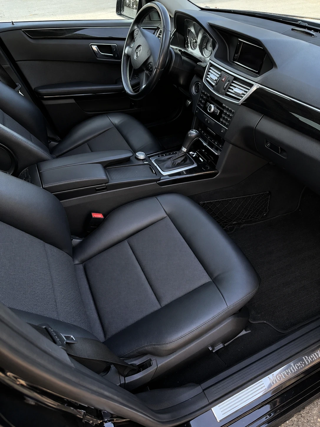 Mercedes-Benz E 220 E220, снимка 7 - Автомобили и джипове - 54240134