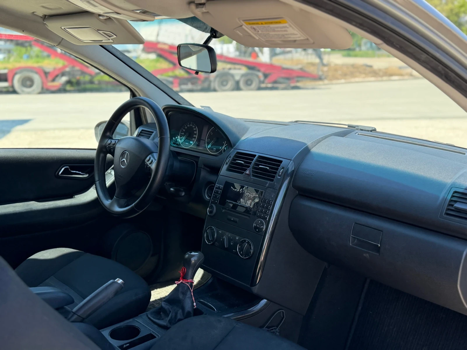 Mercedes-Benz A 150 Coupe , снимка 8 - Автомобили и джипове - 54443995