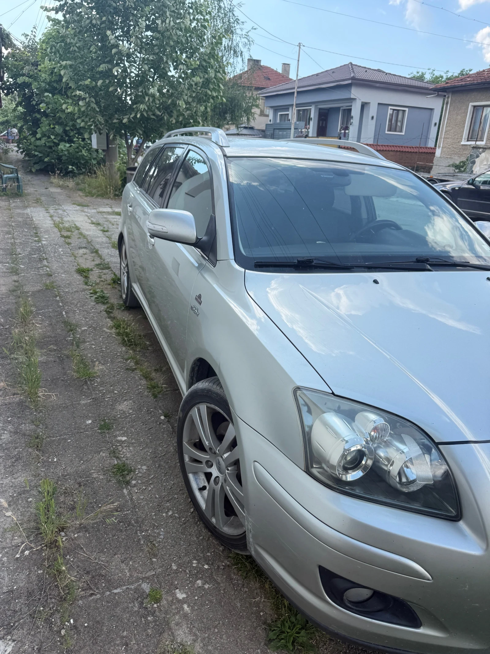 Toyota Avensis Комби