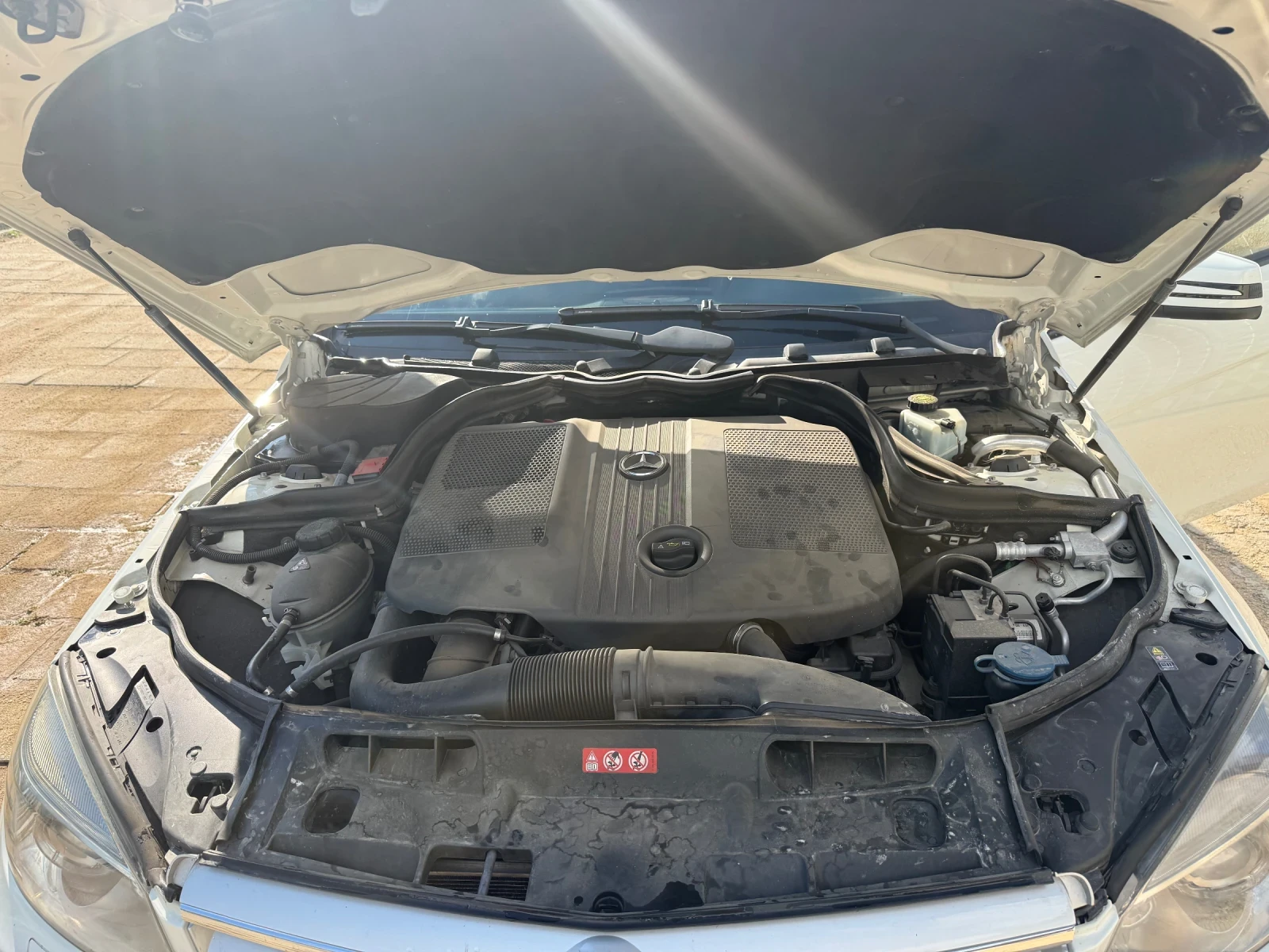 Mercedes-Benz C 200 CDI BlueEFFICIENCY Executive, снимка 14 - Автомобили и джипове - 54990007