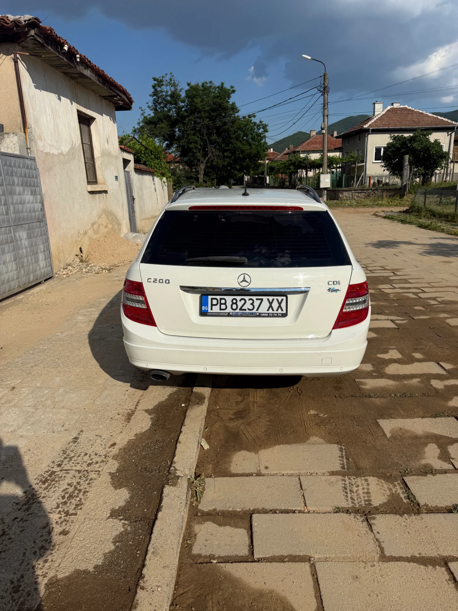 Mercedes-Benz C 200 CDI BlueEFFICIENCY Executive, снимка 3 - Автомобили и джипове - 54990007