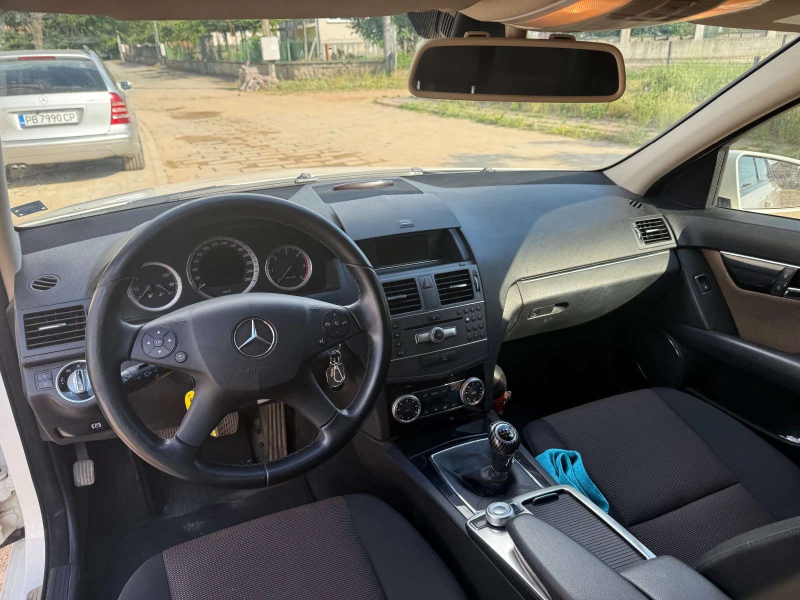 Mercedes-Benz C 200 CDI BlueEFFICIENCY Executive, снимка 6 - Автомобили и джипове - 54990007