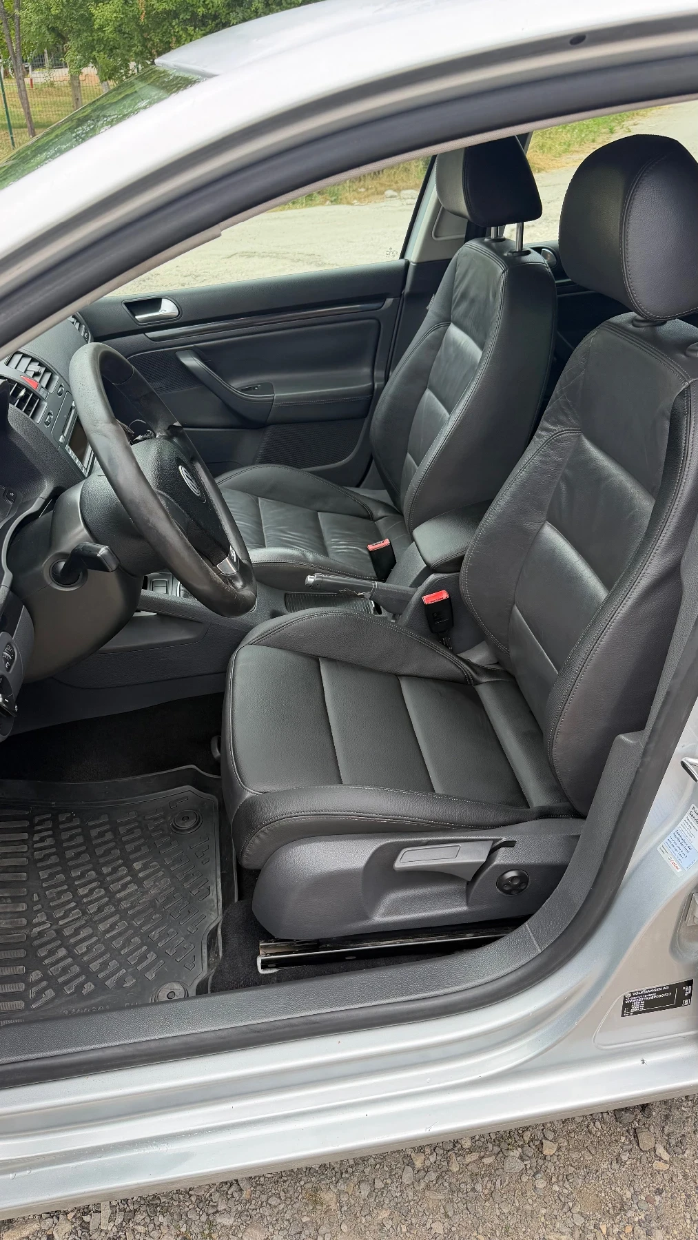 VW Golf GT Sport, снимка 8 - Автомобили и джипове - 55327411