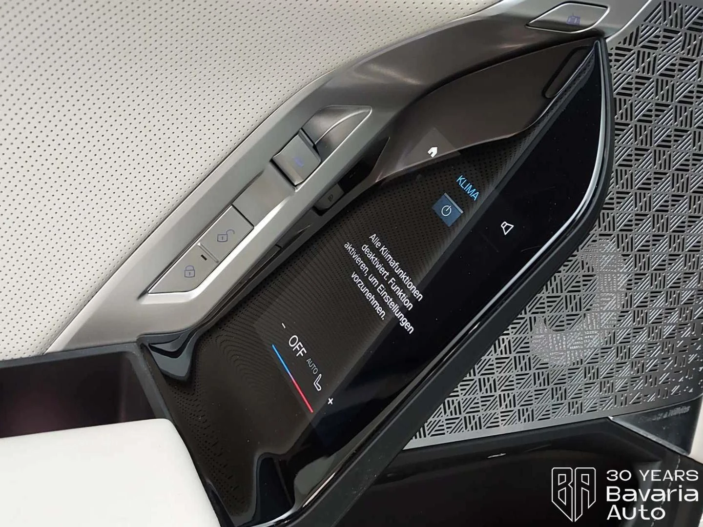 BMW 760 M760e xDrive Sportautomatic, снимка 16 - Автомобили и джипове - 55597889