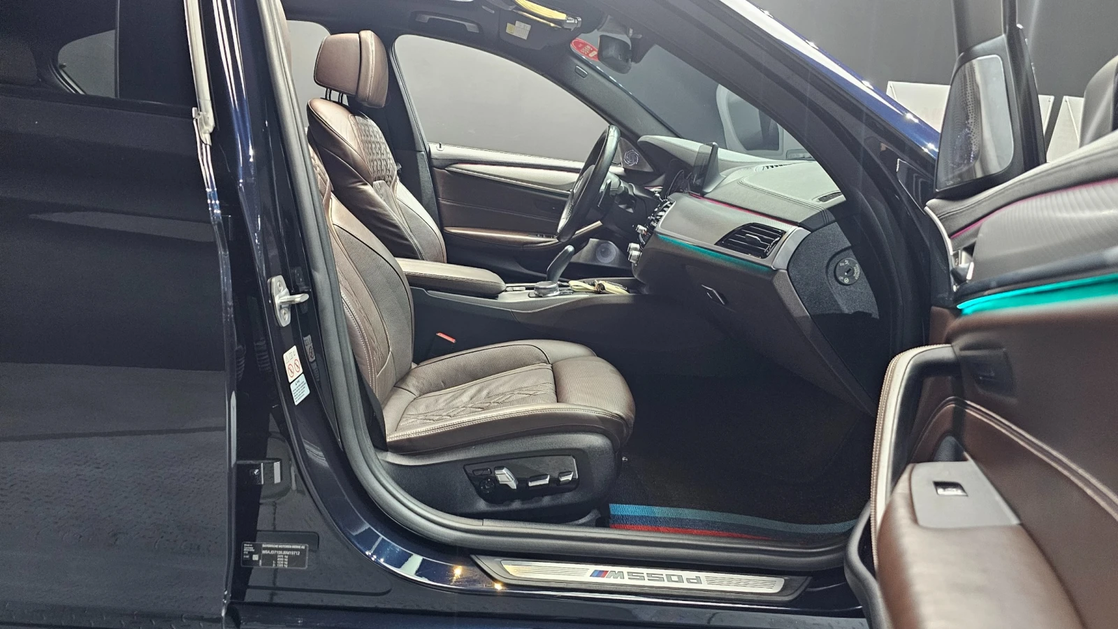 BMW 550 М550D* FULL* АВТОКРЕДИТ* ФИКСИРАНА ЦЕНА* , снимка 7 - Автомобили и джипове - 55653611