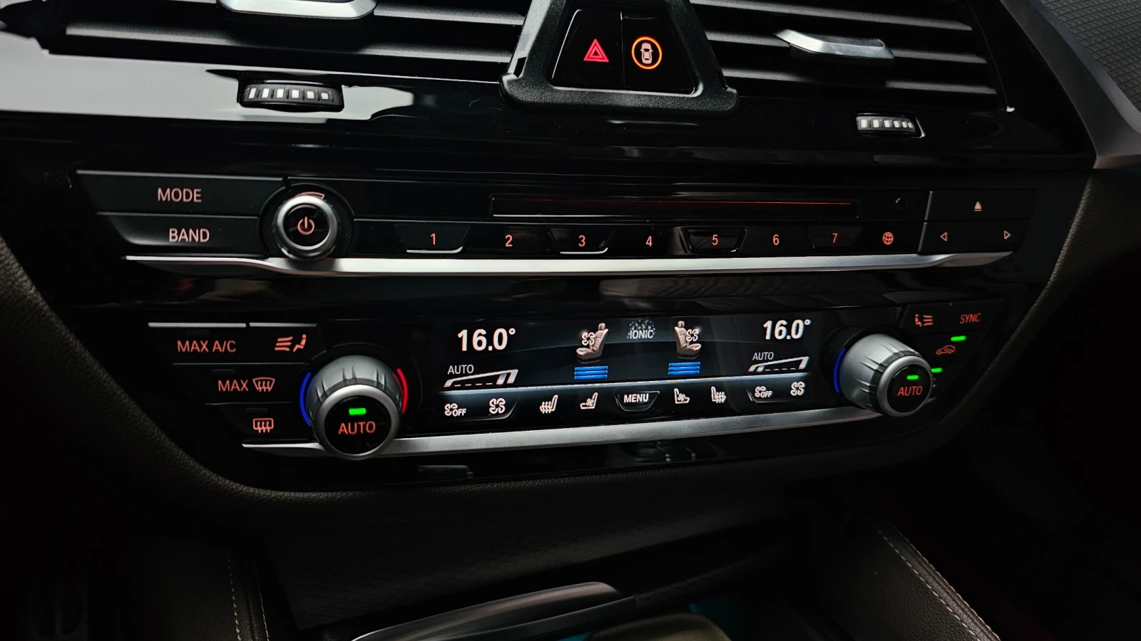 BMW 550 М550D* FULL* АВТОКРЕДИТ* ФИКСИРАНА ЦЕНА* , снимка 12 - Автомобили и джипове - 55653611