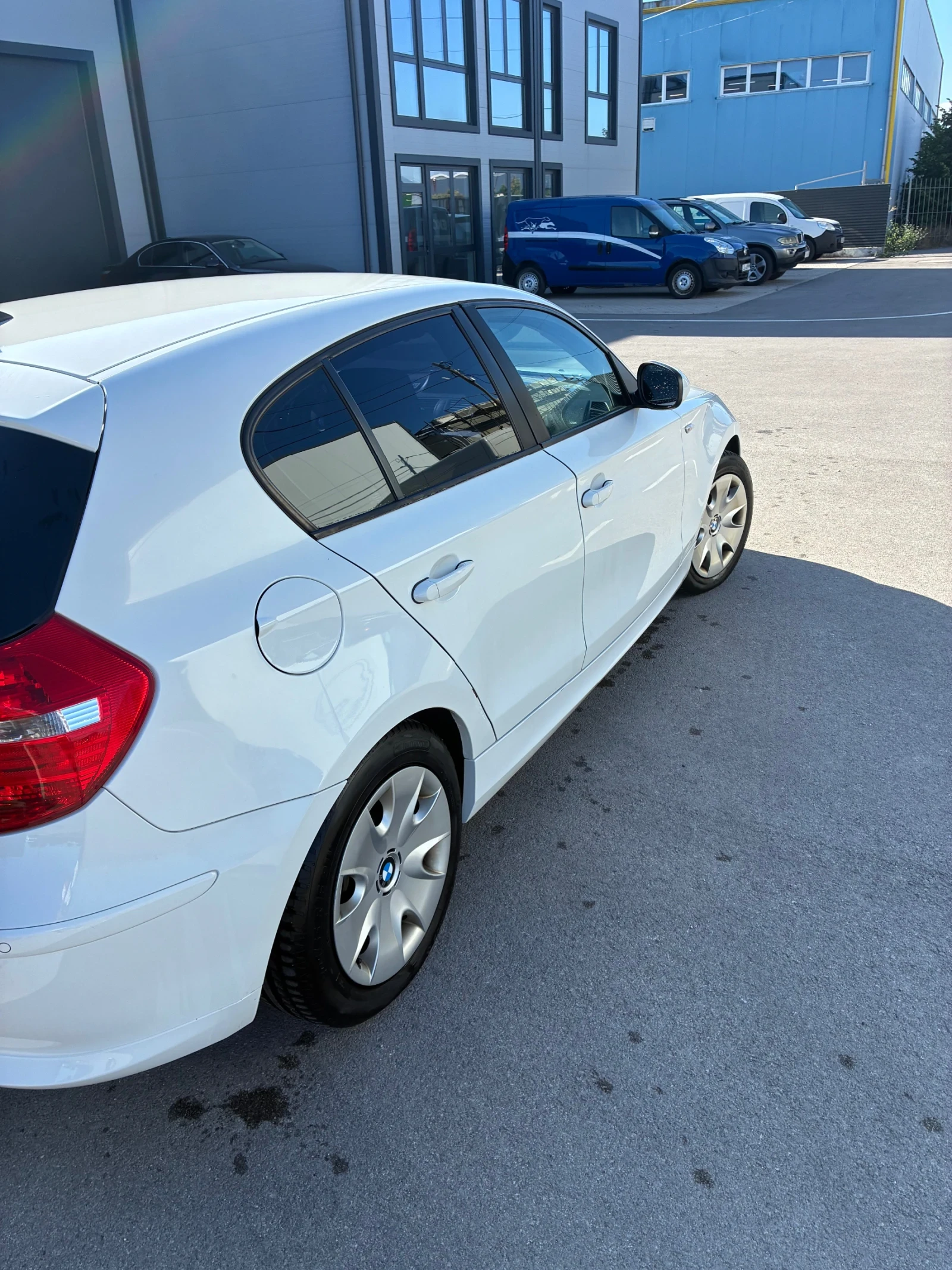 BMW 120, снимка 6 - Автомобили и джипове - 55672839